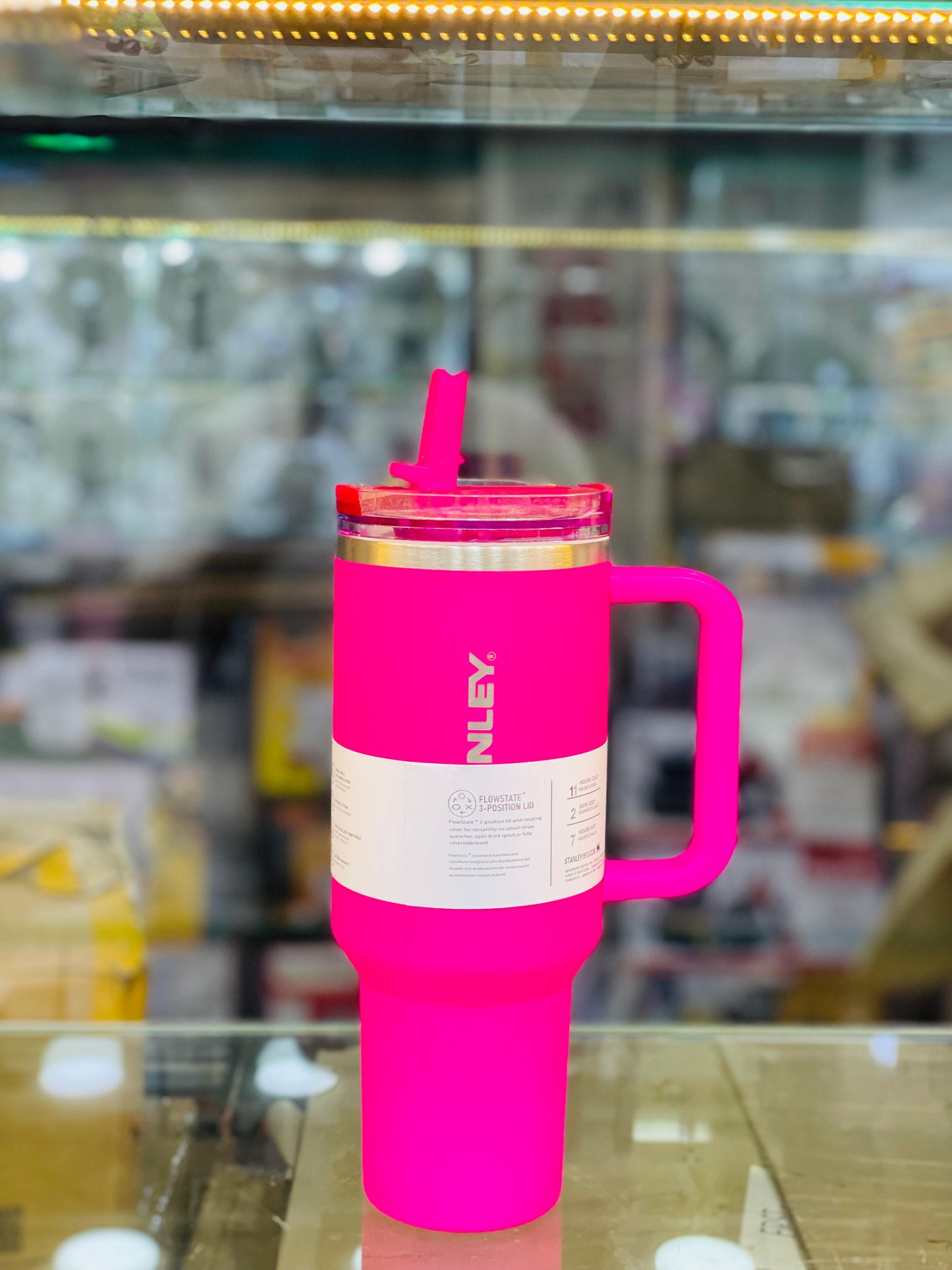 STANLEY BOLD BEAUTY SHOCKING PINK TUMBLER